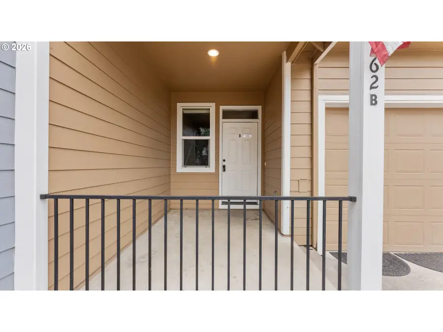 162 Fenton Ave, Molalla, OR 97038 - #2