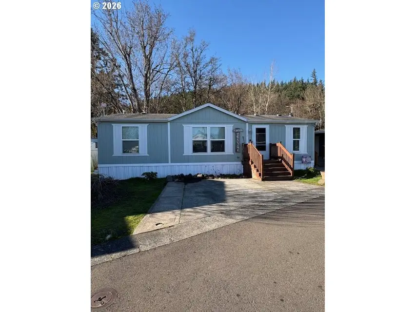 10901 SE Powell Blvd #5, Portland, OR 97266 - #1