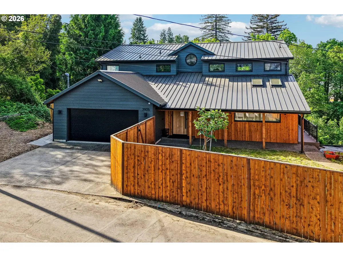 3905 N Overlook Ter, Portland, OR 97227 - #1