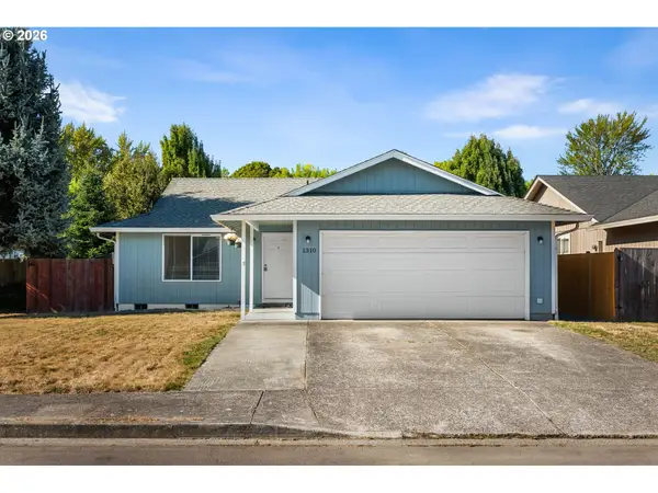 1310 NW 4th St, BattleGround, WA 98604