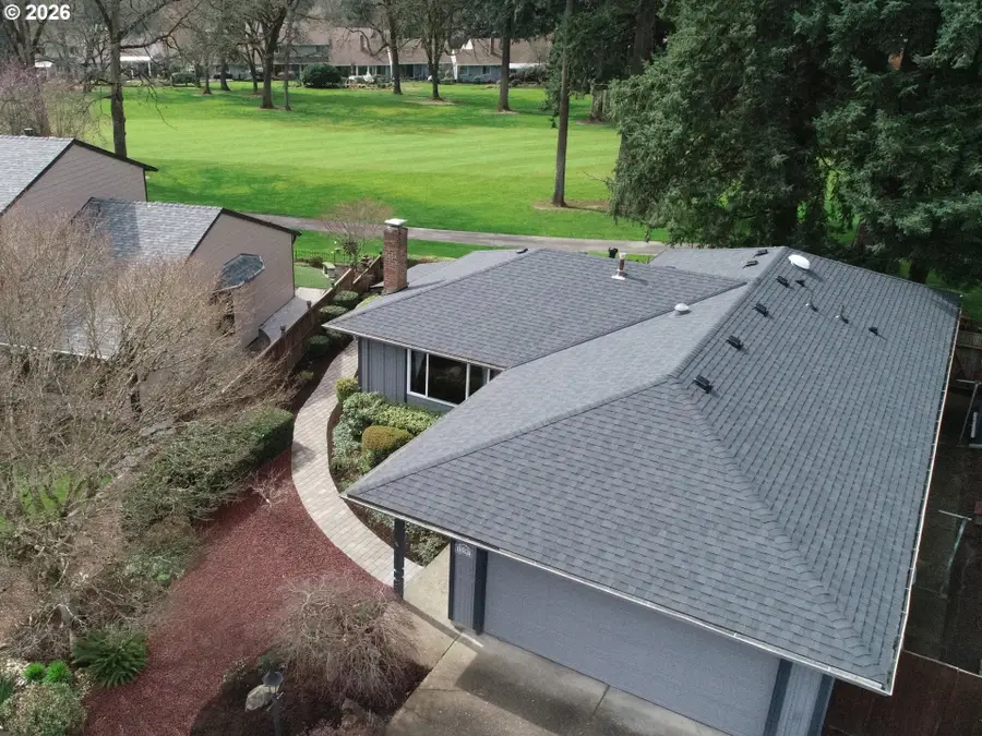 15597 SW Summerfield Ln, Tigard, OR 97224 - #3