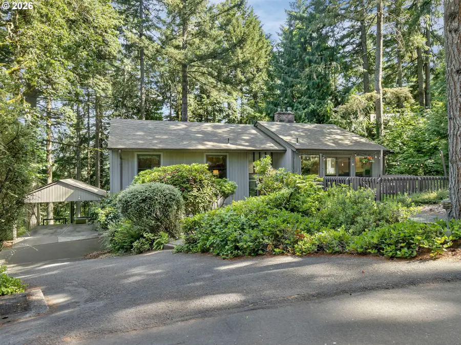 2592 Hillcrest Ct, Northwest Clackamas, OR 97068 - #3
