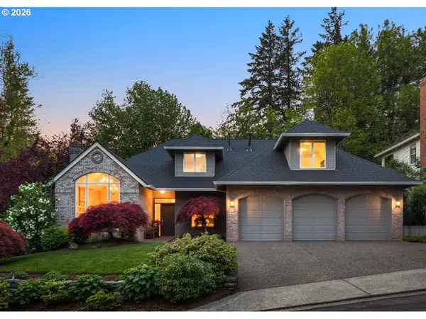 13447 Streamside Ct, LakeOswego, OR 97035