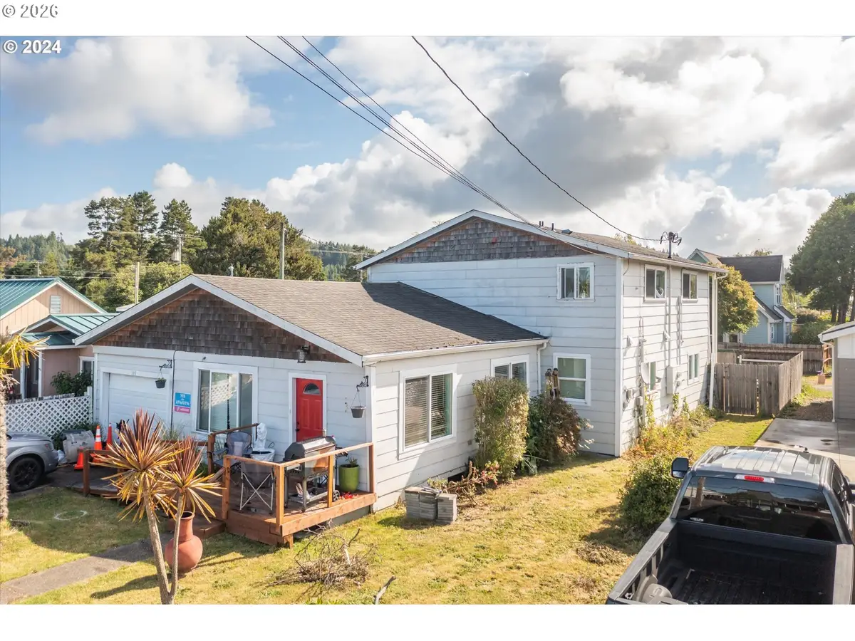 160 N 8th St, Lakeside, OR 97449 - #1
