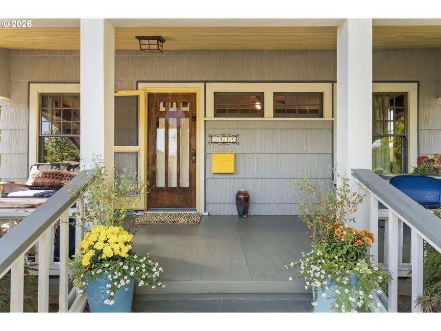 5735 N Detroit Ave, Portland, OR 97217 - #2