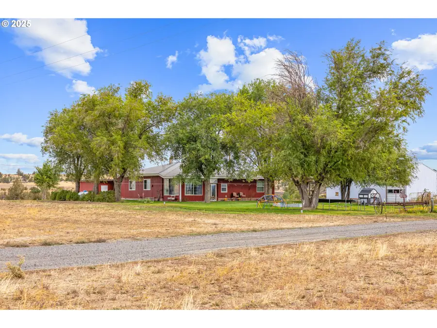 1201 N Highway 26, Madras, OR 97741 - Image #3