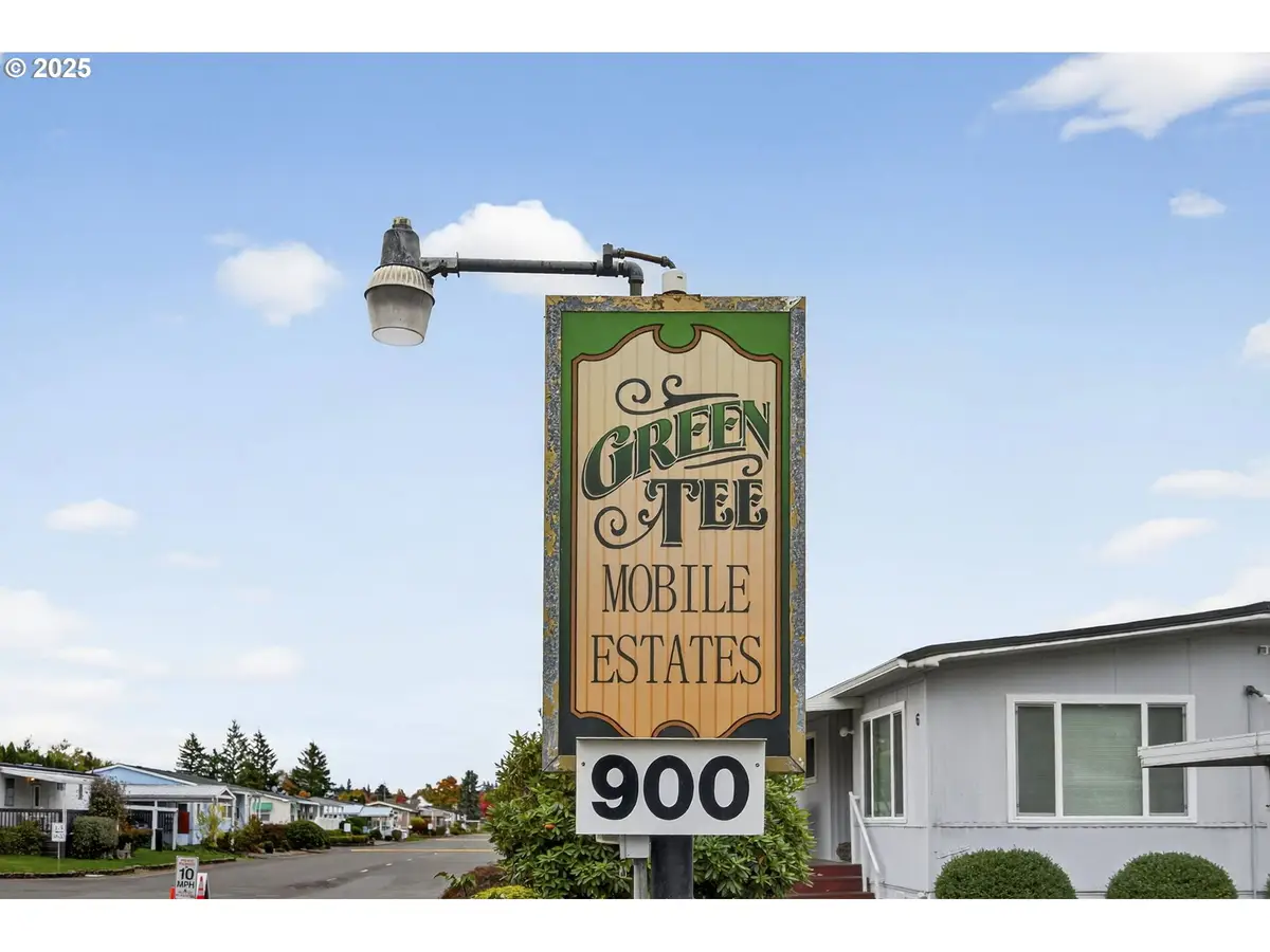 900 NE Francis Ave #29, Gresham, OR 97030 - Image #1