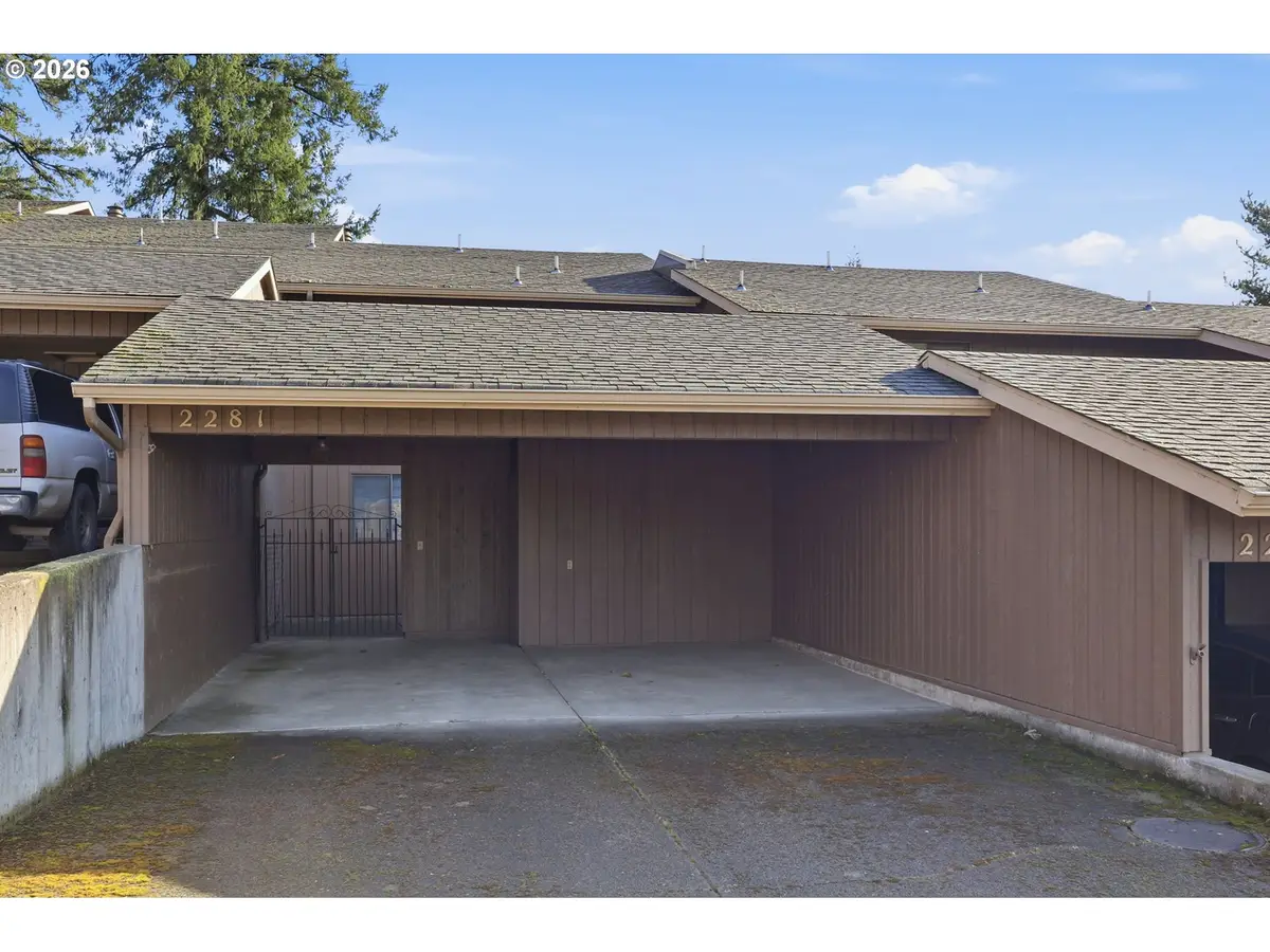2281 Ridgeway Dr, Eugene, OR 97401 - Image #1
