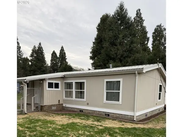 76353 Willamette Way, Oakridge, OR 97463
