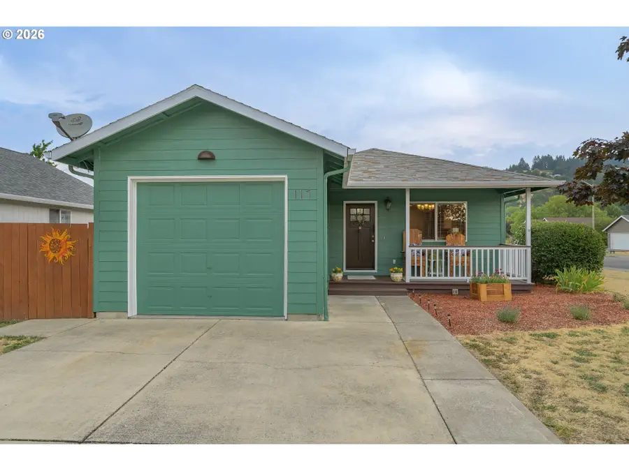 400 N Bridge St, Sheridan, OR 97378 - #2