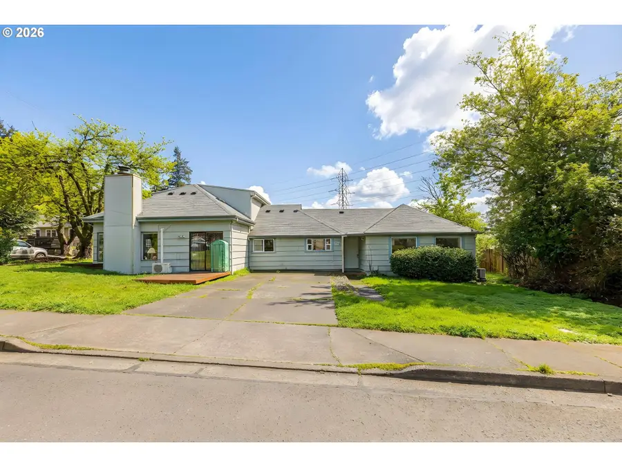 2709 E 16th Ave, Eugene, OR 97403 - #2