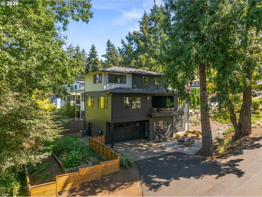 1547 Pine St, Lake Oswego, OR 97034 - #3