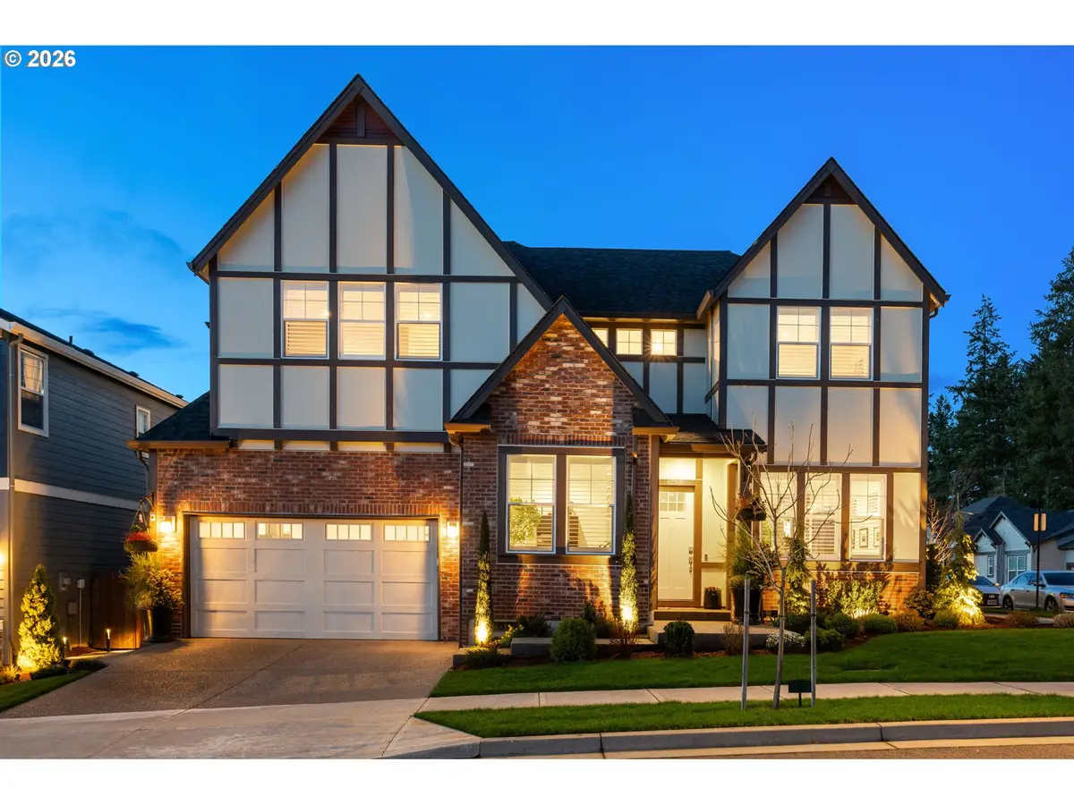 16561 SW Botany Bay Ln, Tigard, OR 97224 - #1