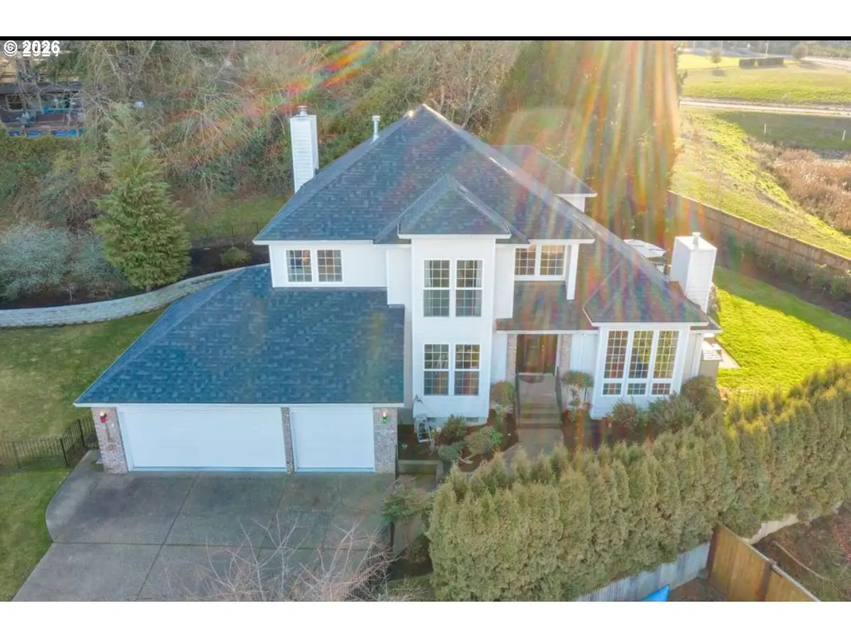 1235 NW Countryside Ct, McMinnville, OR 97128 - #1