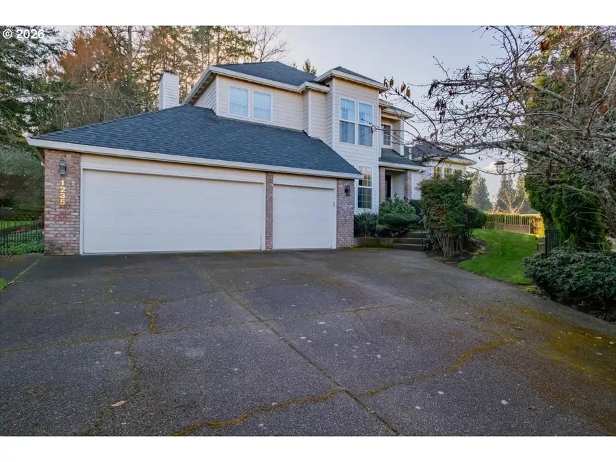 1235 NW Countryside Ct, McMinnville, OR 97128 - #3