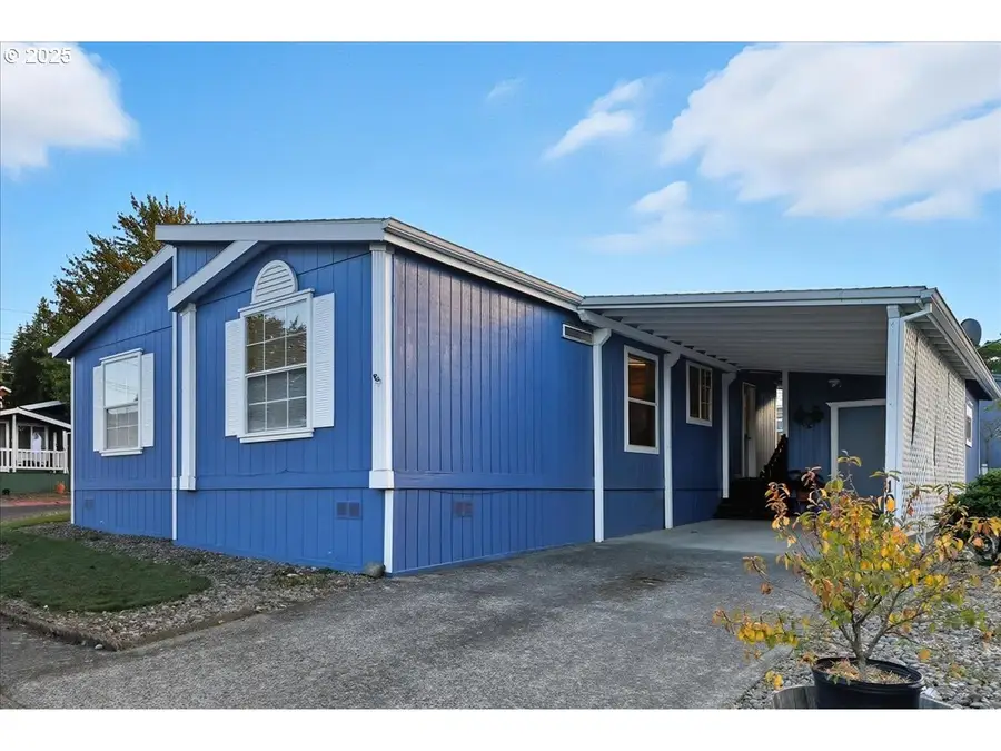 8300 NE Quatama St #104, Hillsboro, OR 97006 - Image #2