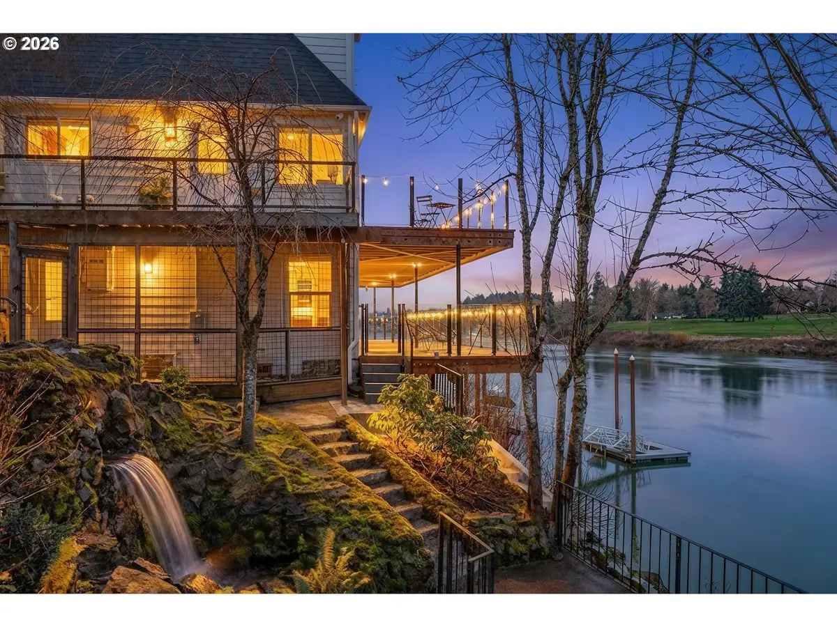 10150 S Riverside Dr, Portland, OR 97219 - #1