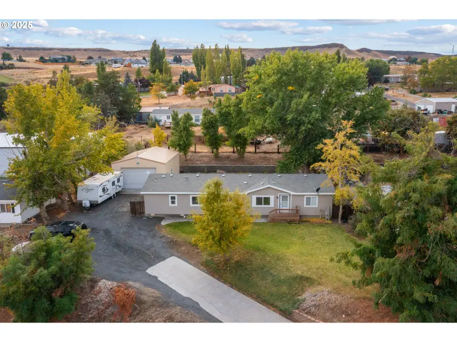 1555 Cottonwood St, Arlington, OR 97812 - Image #2