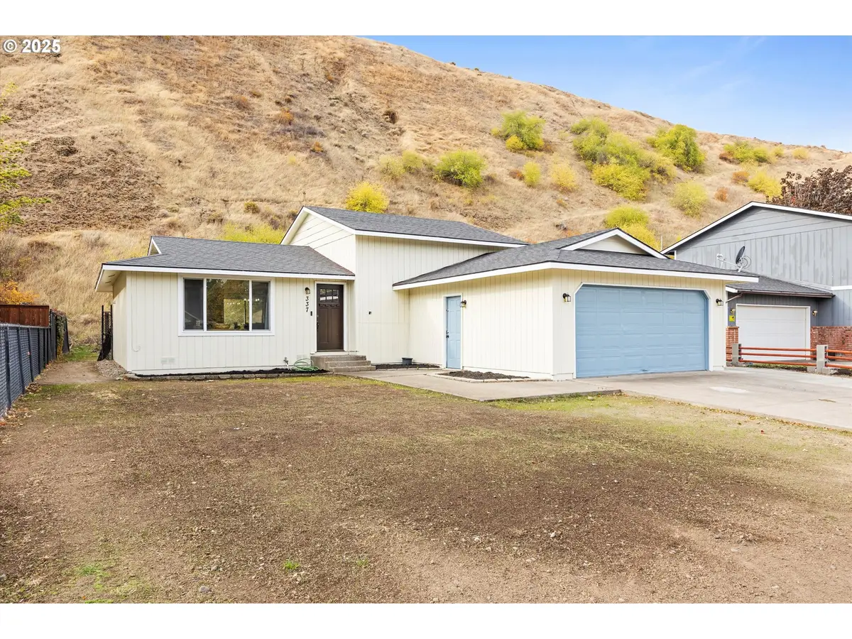 337 S Andrea St, Milton Freewater, OR 97862 - Image #1