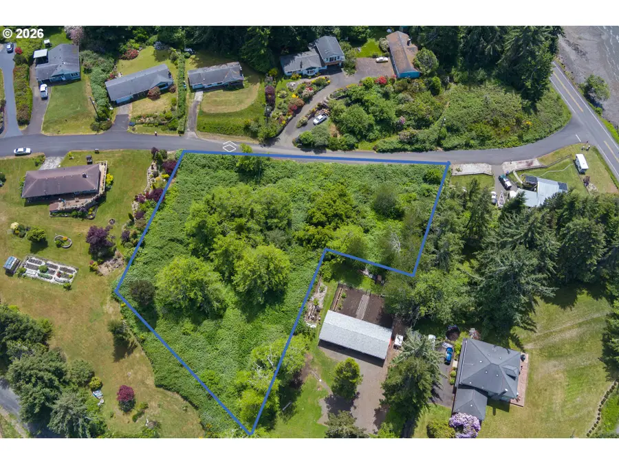 70 SE Yaquina View Dr, Newport, OR 97365 - #2