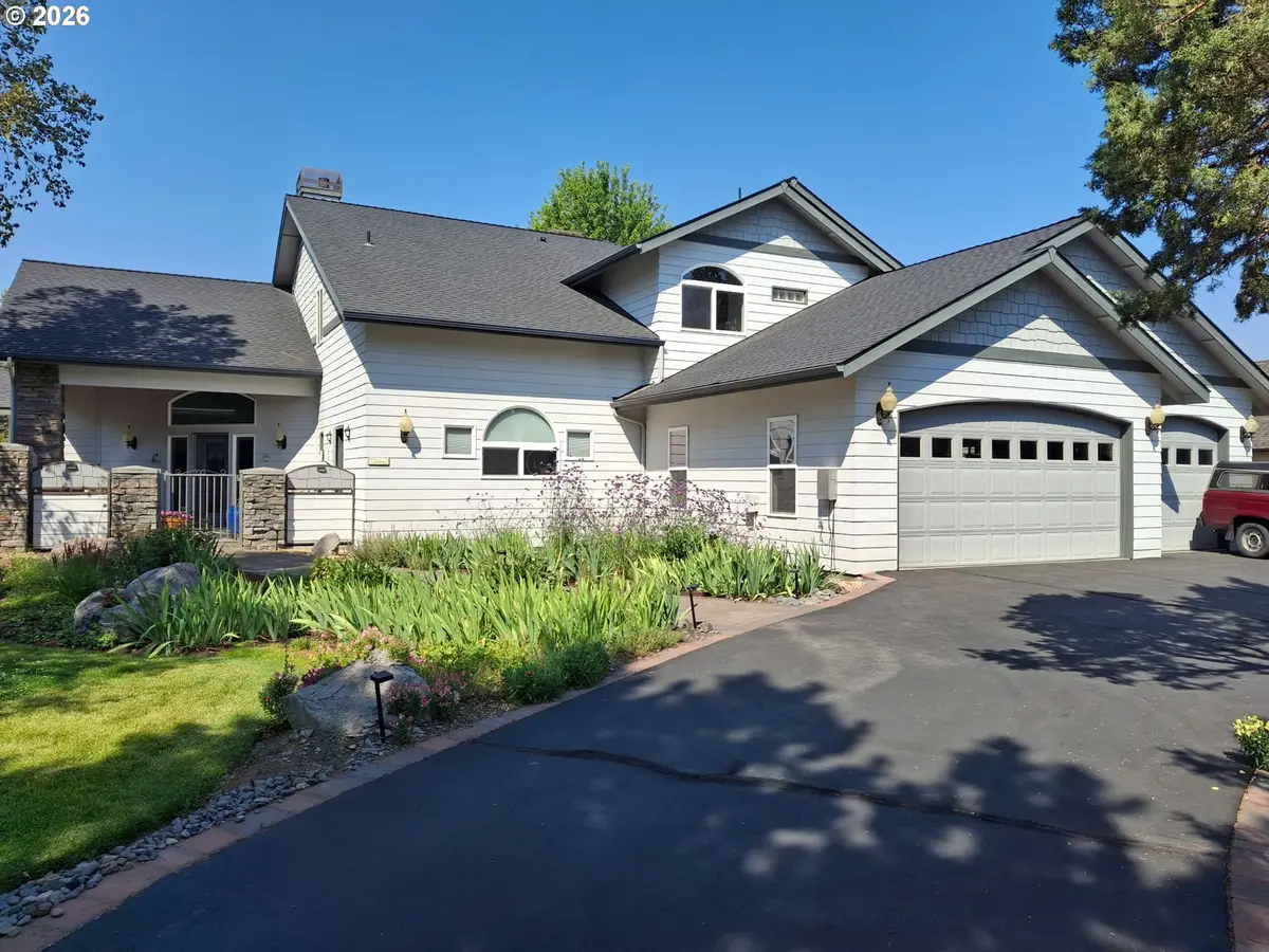 2565 Thrush Ct, Redmond, OR 97756 - #1