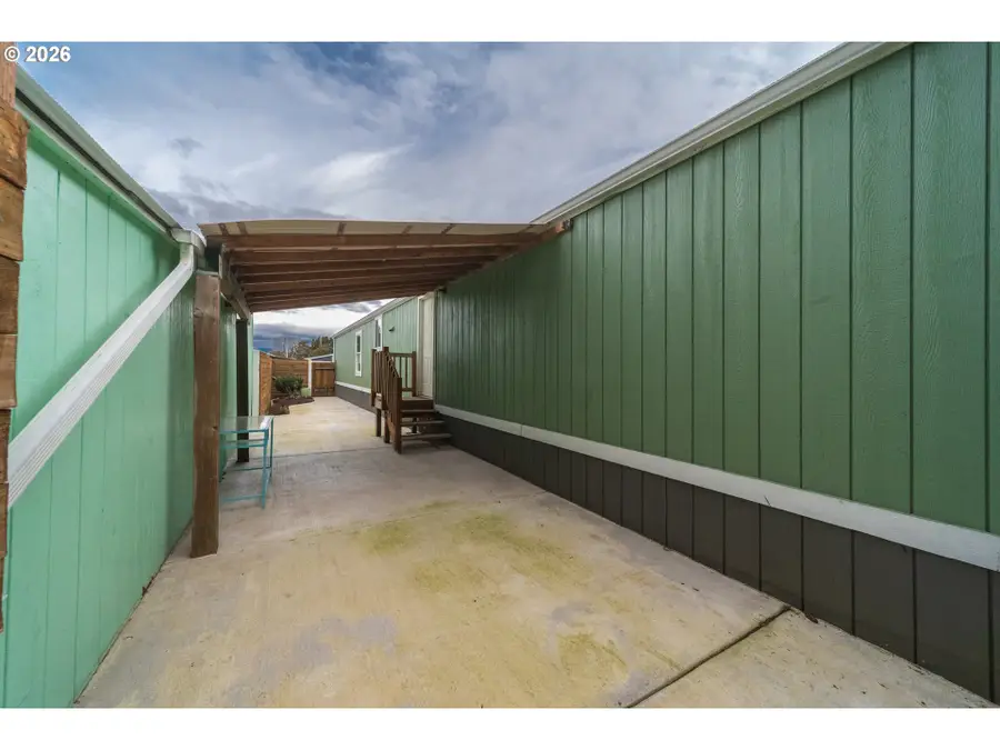 5900 NE 131st Ave, Vancouver, WA 98682 - #3