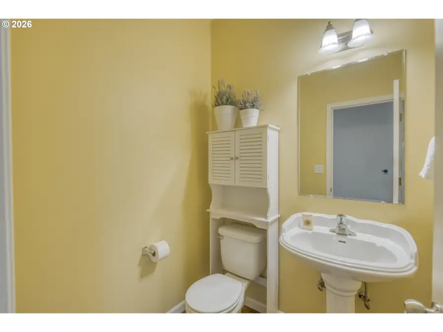 3355 SE Silver Fox Way, Hillsboro, OR 97123 - #3