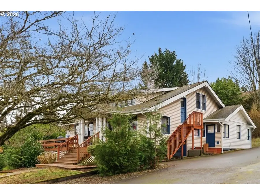 706 W B St., Rainier, OR 97048 - #2