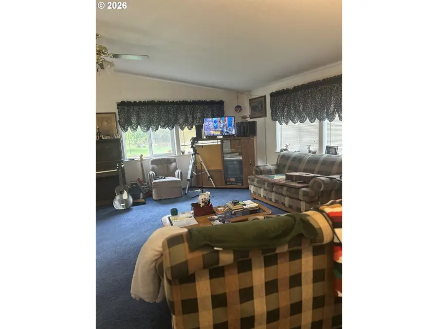 1105 Riverside Dr #17, Vernonia, OR 97064 - Image #3