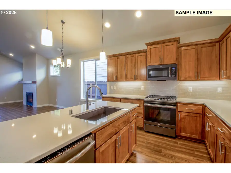 2216 E Dalmatian Dr, La Center, WA 98629 - Image #3