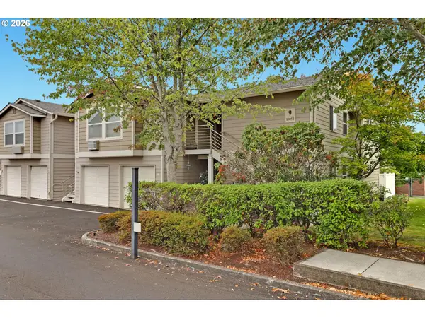 15052 NW Central Dr #901, Portland, OR 97229