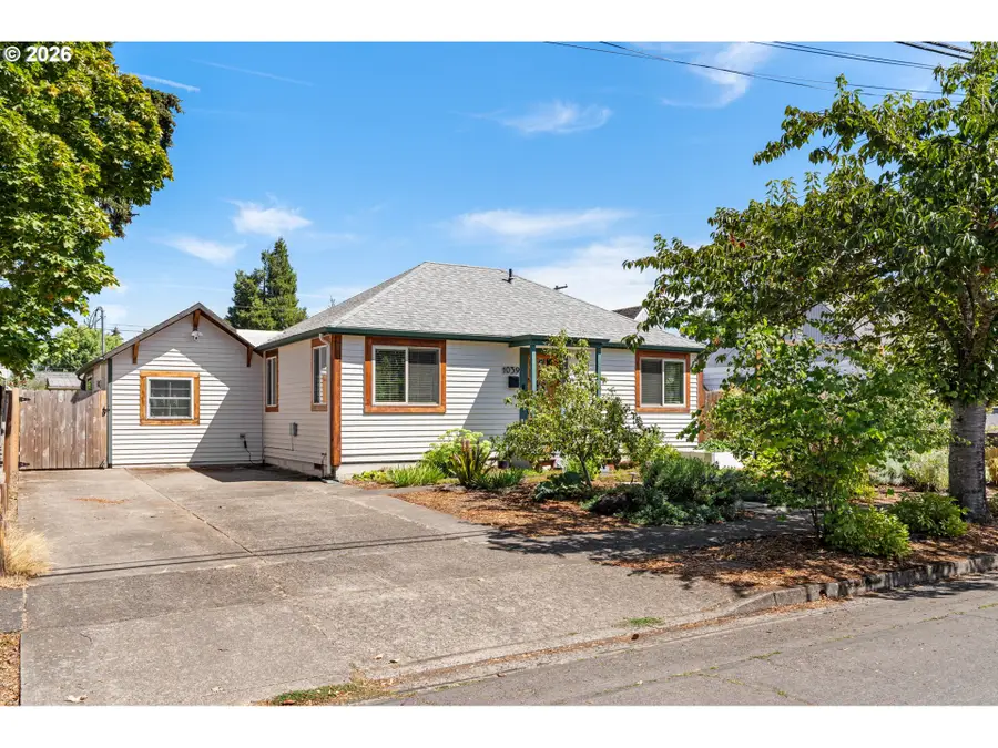 1039 4th St, Springfield, OR 97477 - #3