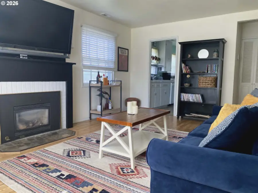 2813 SW Ladow Ave, Pendleton, OR 97801 - #3