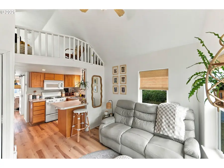 1795 28th Ct, Coos Bay, OR 97420 - #3