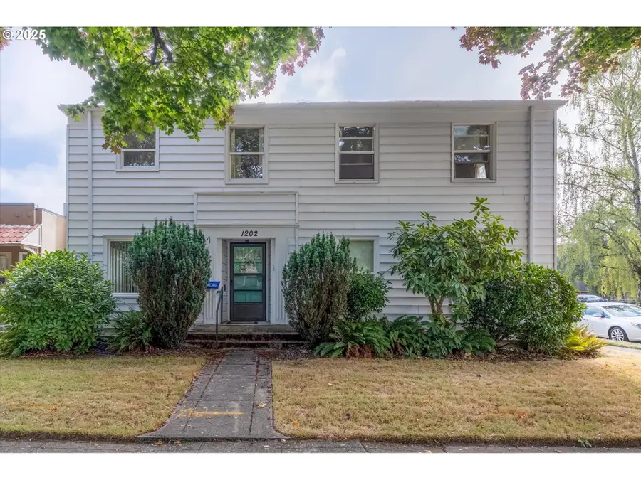 1202 21st Ave, Longview, WA 98632 - Image #3