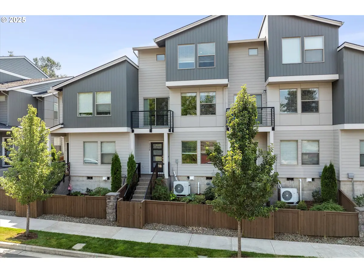 17310 SE Crossroads Ave, Happy Valley, OR 97086 - Image #1