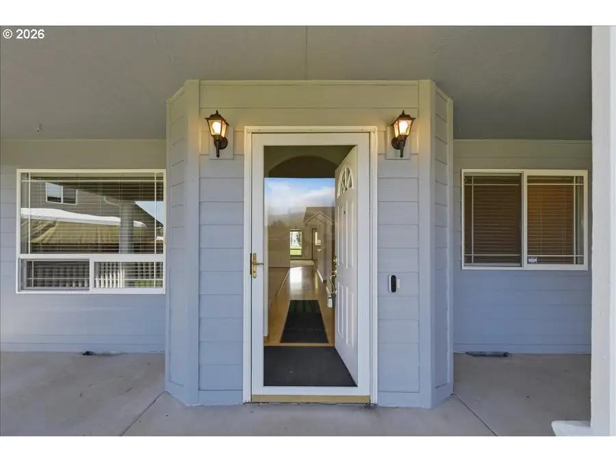 20006 NE 101st Ave, Meadow Glade, WA 98604 - #2