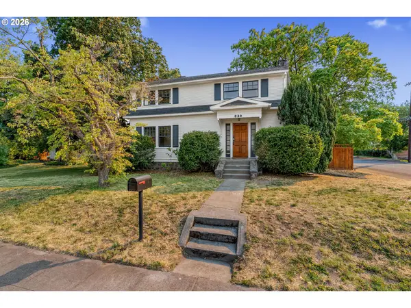 820 W 9th St, TheDalles, OR 97058