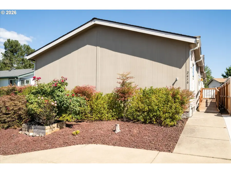 2416 Maia Loop, Springfield, OR 97477 - #3
