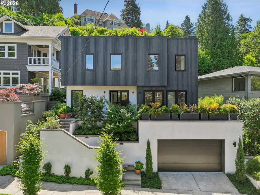 2870 NW Westover Rd, Portland, OR 97210 - #2