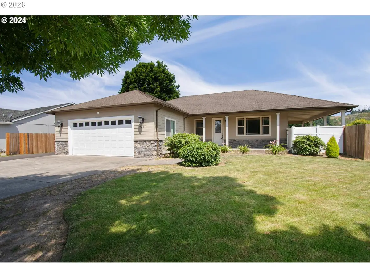 2341 52nd Ave, Longview, WA 98632 - #1