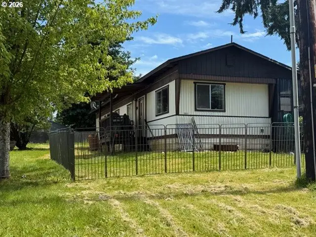 818 D St, Vader, WA 98593 - #1