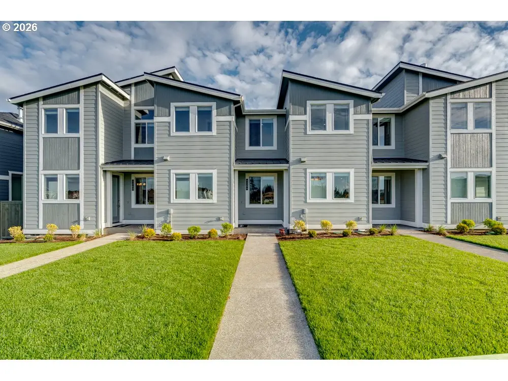 4264 SE Century Blvd, Hillsboro, OR 97123 - #1