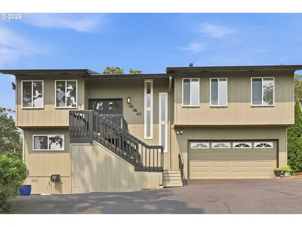 340 Patricia Dr, Gladstone, OR 97027