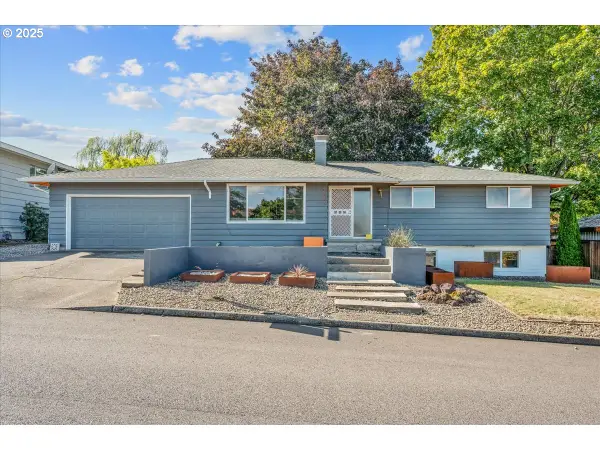 3247 NE 135th Ave, Portland, OR 97230