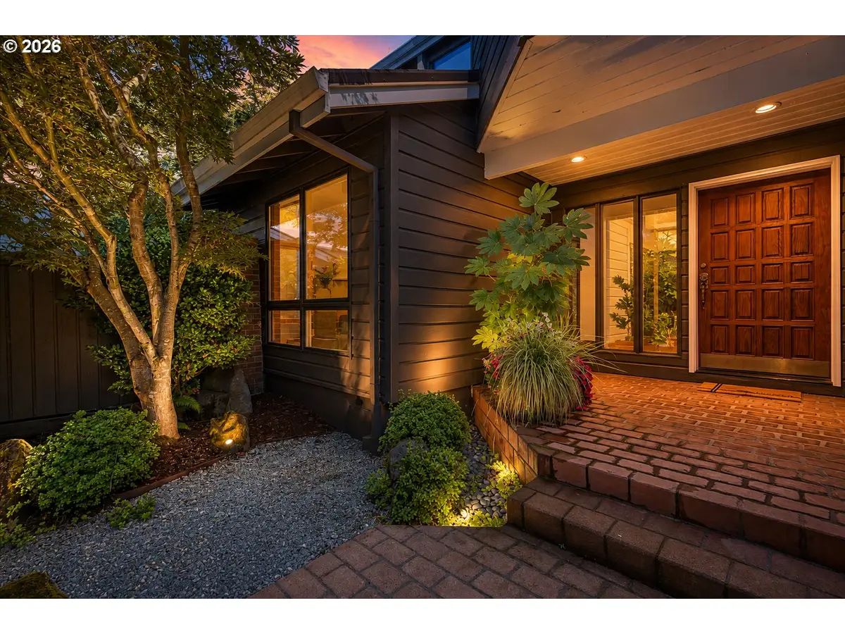 4393 Sundew Ct, Lake Oswego, OR 97035 - #1