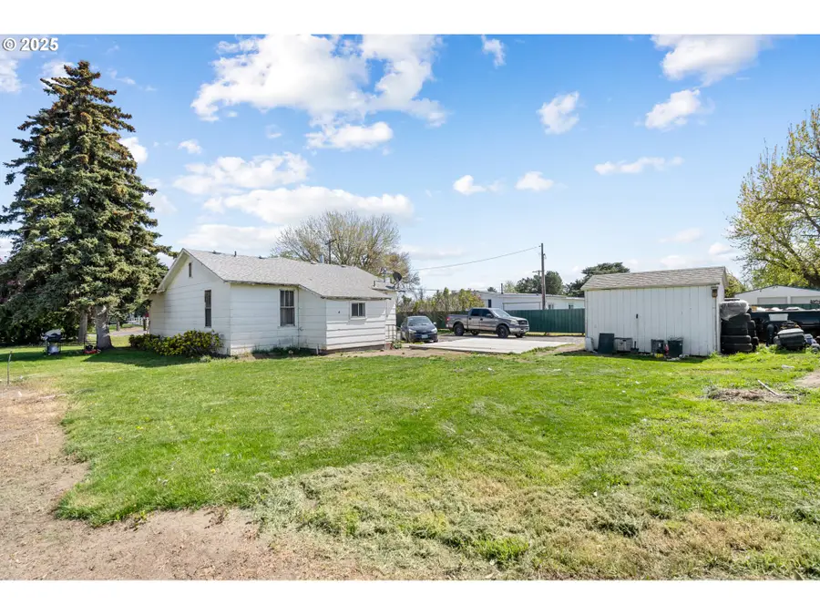 1675 NW 11th St, Hermiston, OR 97838 - Image #3