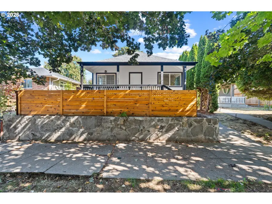 6023 N Amherst St, Portland, OR 97203 - #2
