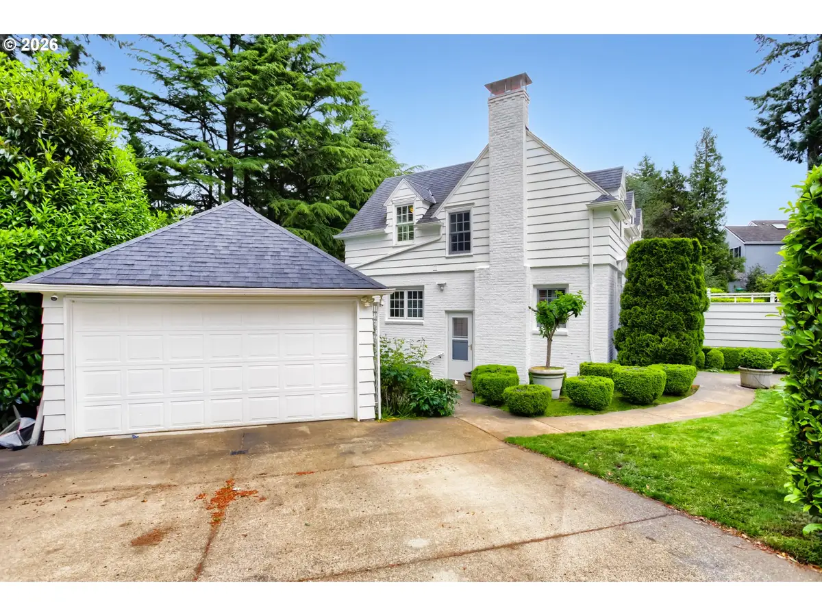 6394 SW Burlingame Ave, Portland, OR 97239 - #1