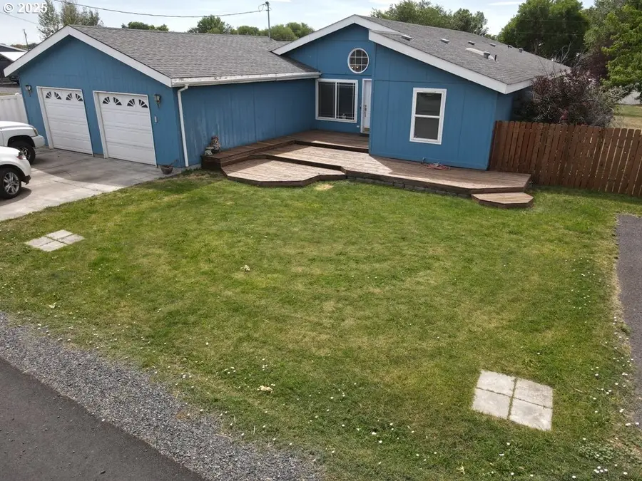 421 W Grant St, Burns, OR 97720 - Image #2